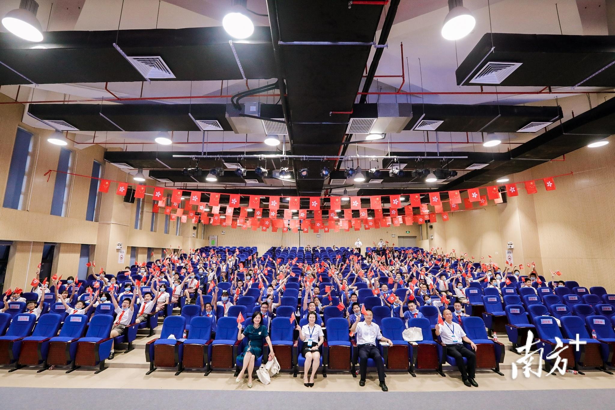 香港資料正版大全2025，專注于智能生態(tài)發(fā)展的前沿探索，香港資料正版大全2025，智能生態(tài)前沿探索的專注焦點